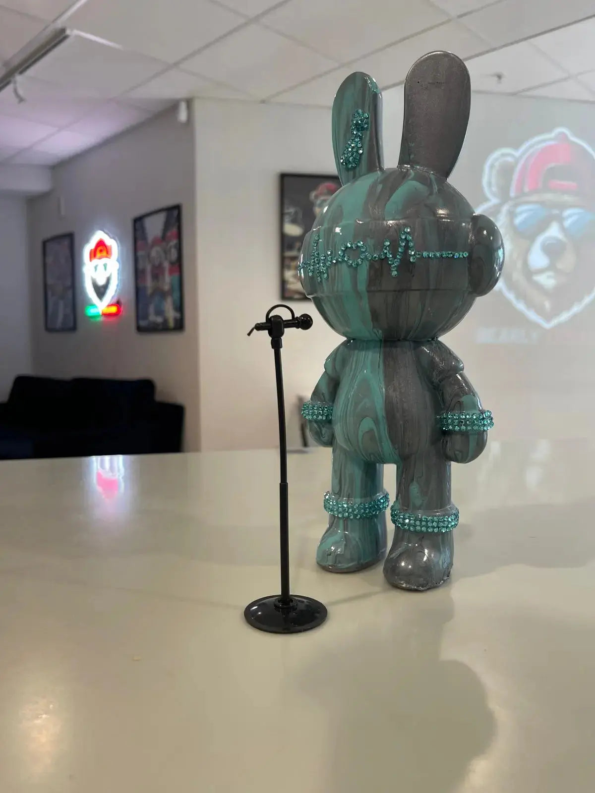 Arts of VicFayz BEARLY CREATIVE